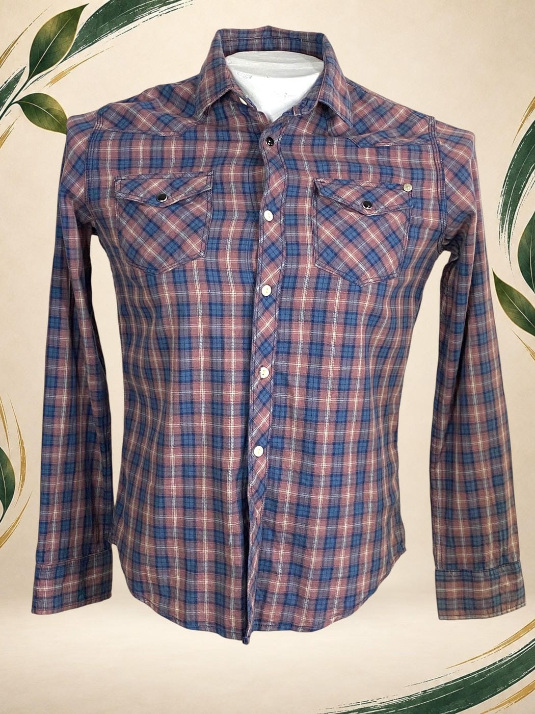 Vista frontal de Camisa