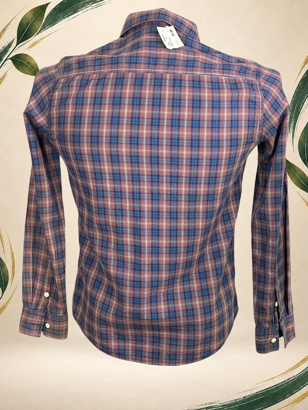 Vista posterior de Camisa