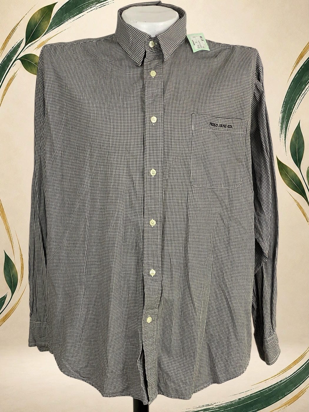 Vista frontal de Camisa