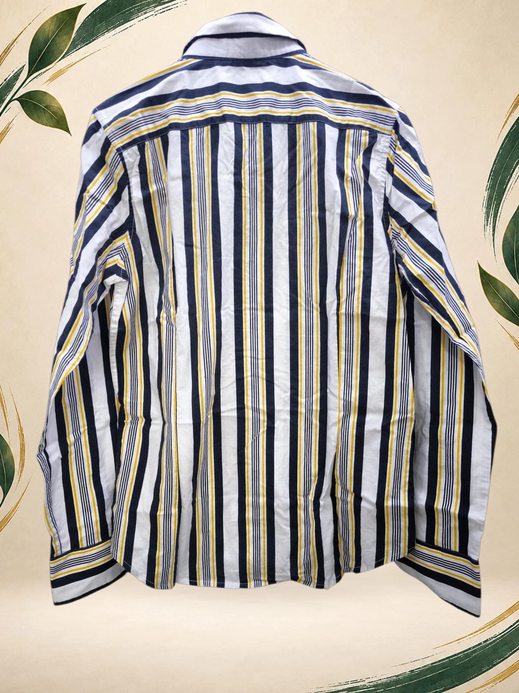 Vista posterior de Camisa