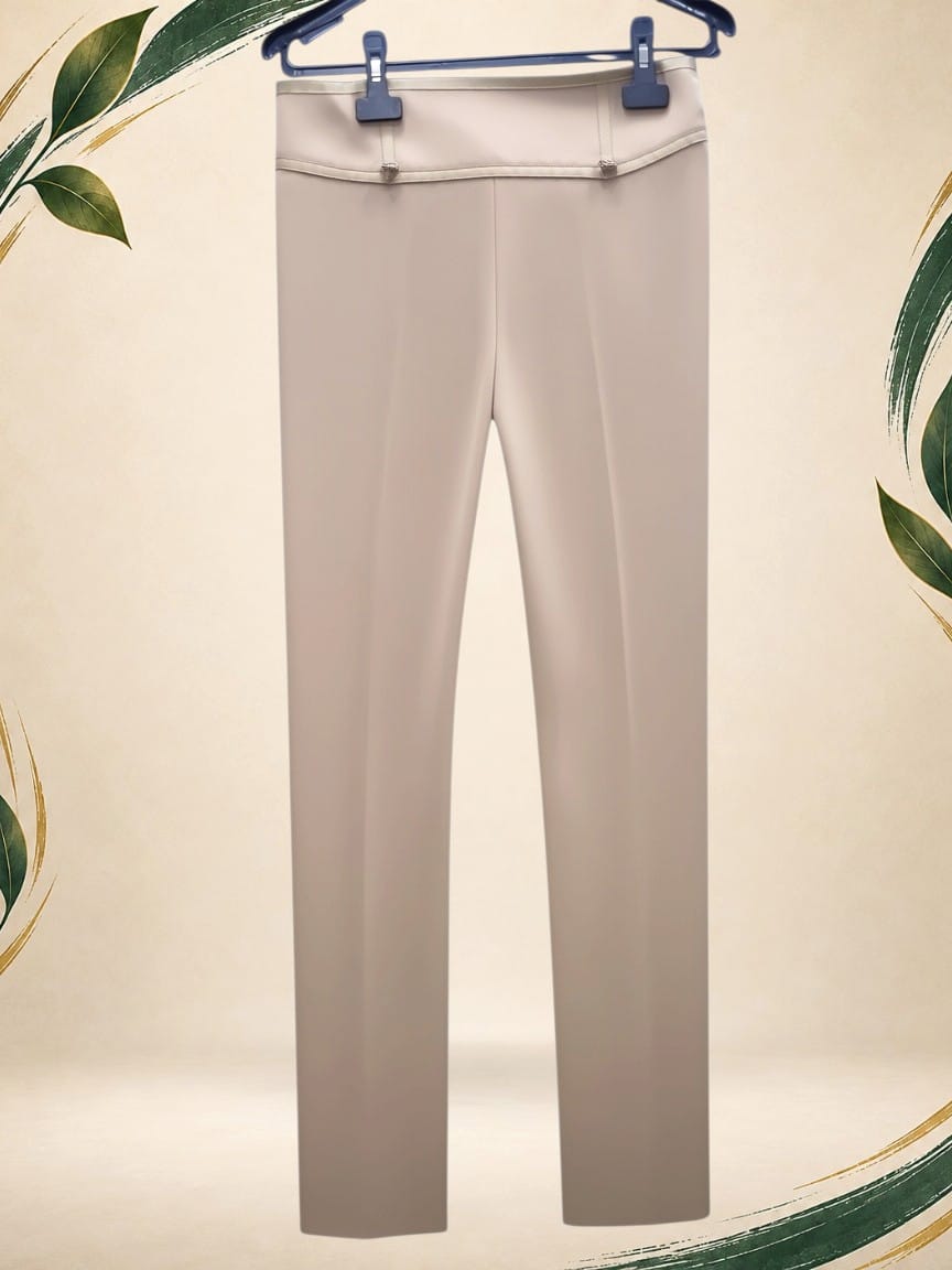 Vista posterior de Pantalon de tela