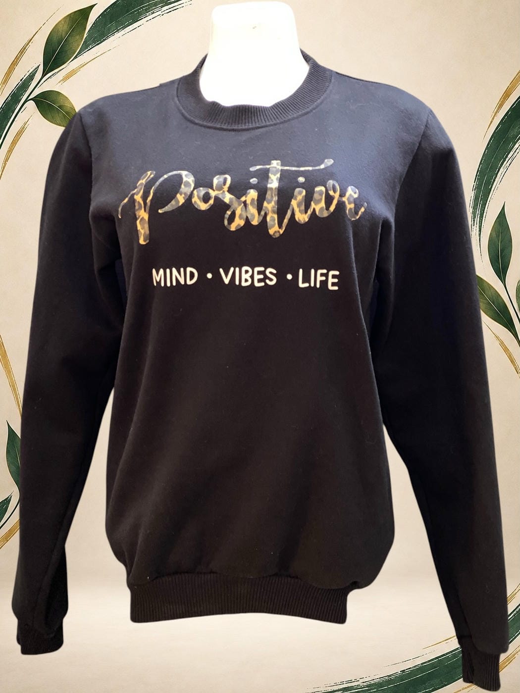 Vista frontal de Buzo / hoodie