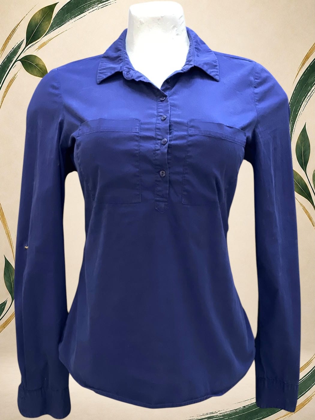 Vista frontal de Blusa